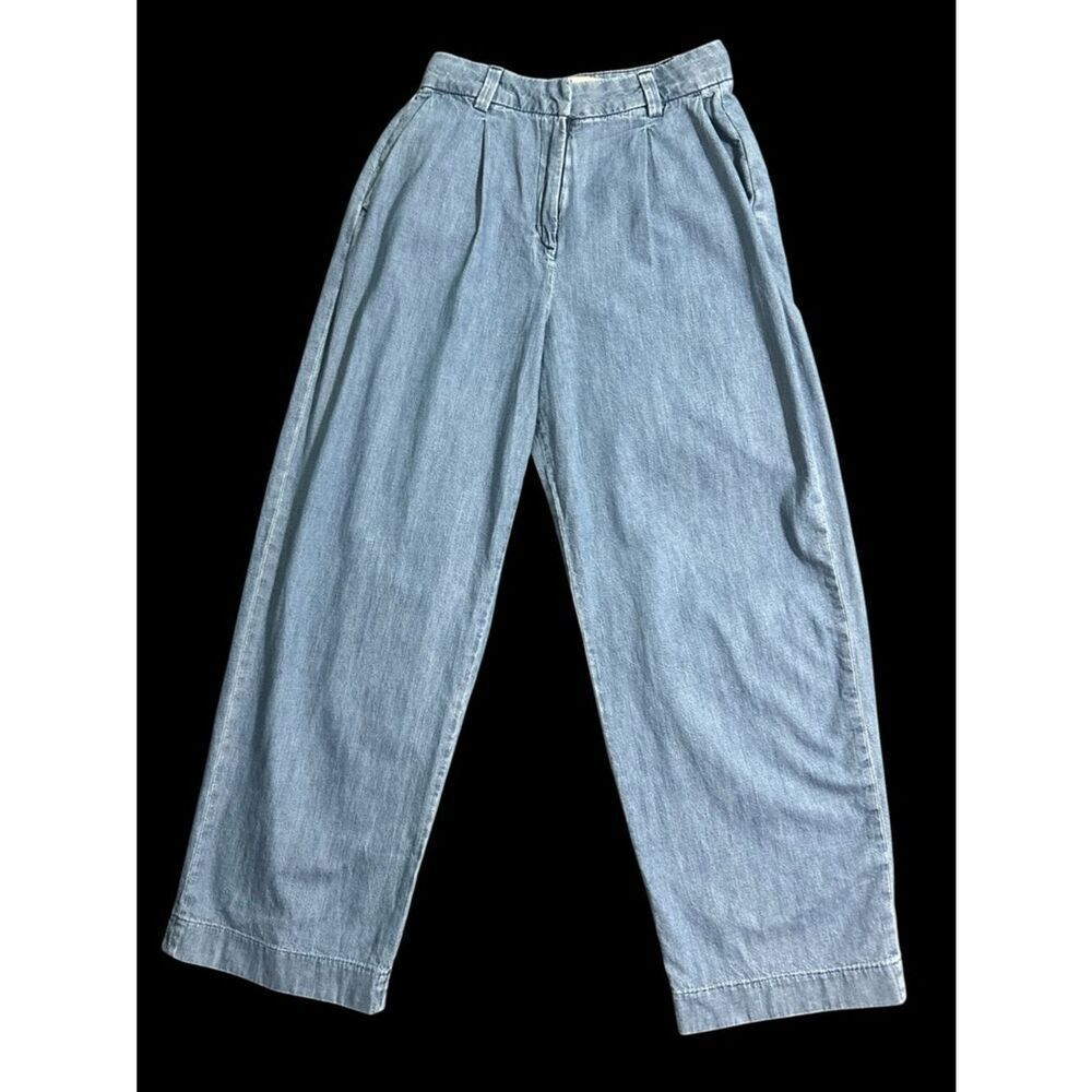 Old Navy Light Wash Denim Wide-Leg Pants size 2